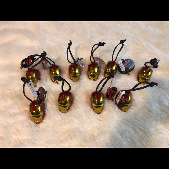 10 Disney Figurine Ornament - Marvel Iron Man Helmet MK-42 - Picture 3 of 10